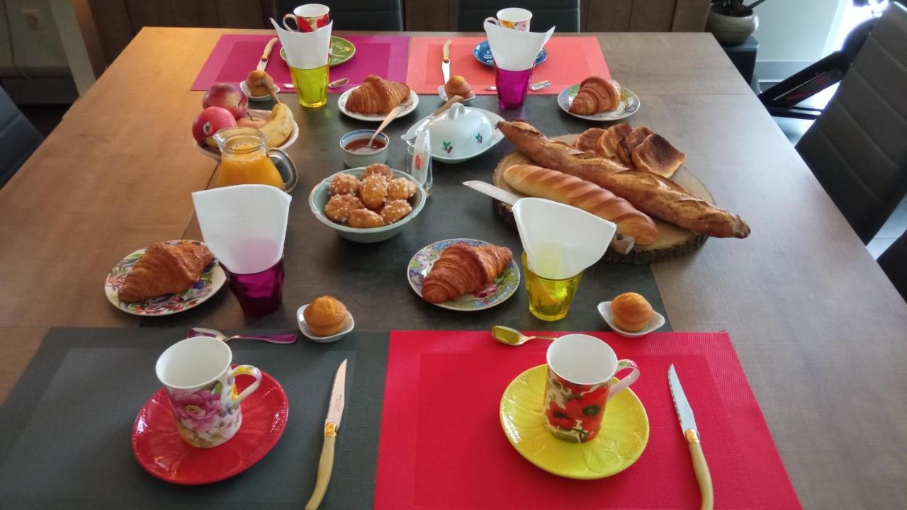 B&B Du Cerisier, Diner Sur Demande Noyers  외부 사진